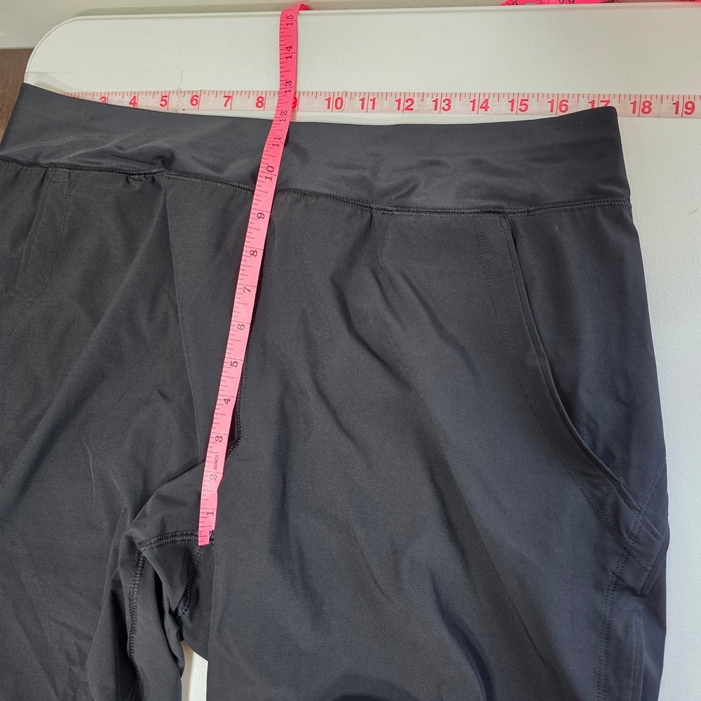Lands End Black Active Board Shorts Swim Shorts with Liner Womens 14 Pocket - Picture 11 of 14